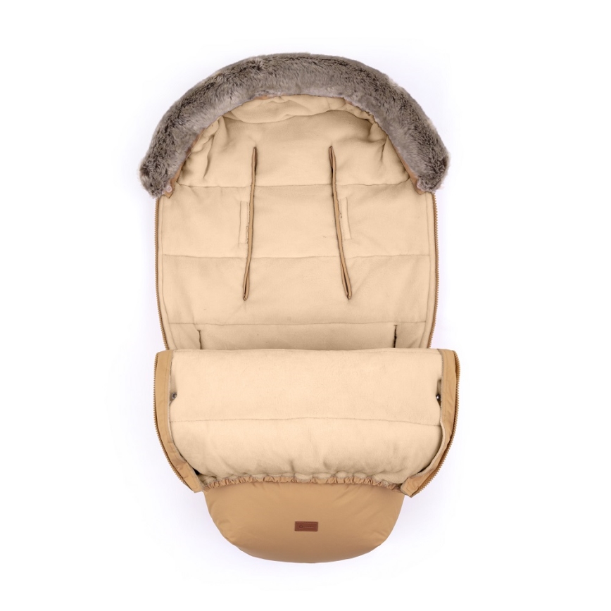 PETITE&MARS - SADA Dětský fusak 4v1 COMFY + rukávníky na kočárek FURRY Elegant Caramel