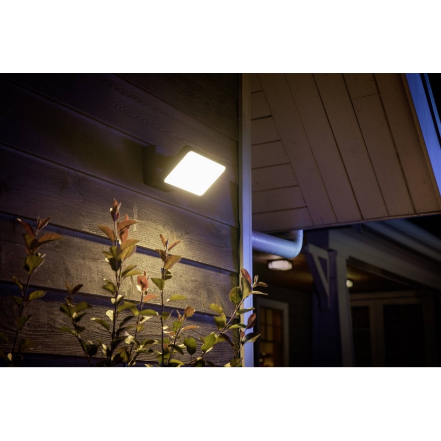 Philips 17435/30/P7 - LED RGB Venkovní reflektor HUE DISCOVER LED/15W/230V IP44