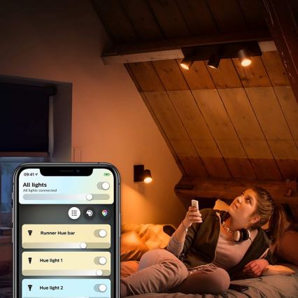 Philips - LED Stmívatelné bodové svítidlo Hue RUNNER 1xGU10/4,2W/230V 2200-6500K bílá