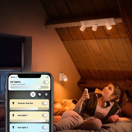 Philips - LED Stmívatelné bodové svítidlo Hue RUNNER 1xGU10/4,2W/230V 2200-6500K + dálkové ovládání bílá