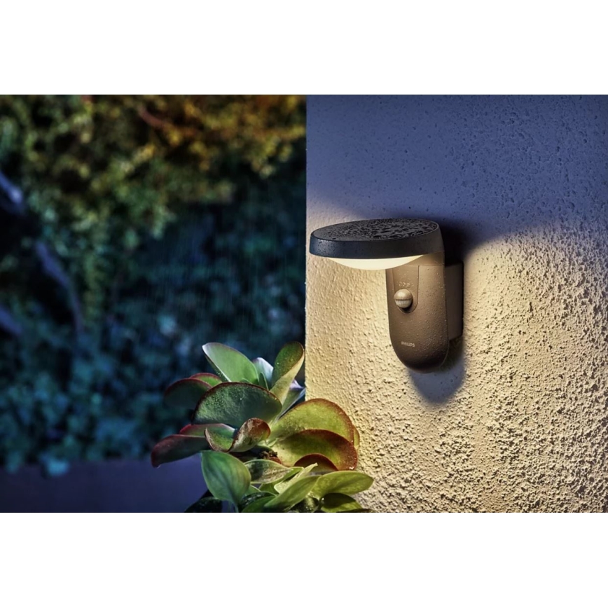 Philips - LED Venkovní nástěnné svítidlo se senzorem LED/9W/230V 2700K IP44
