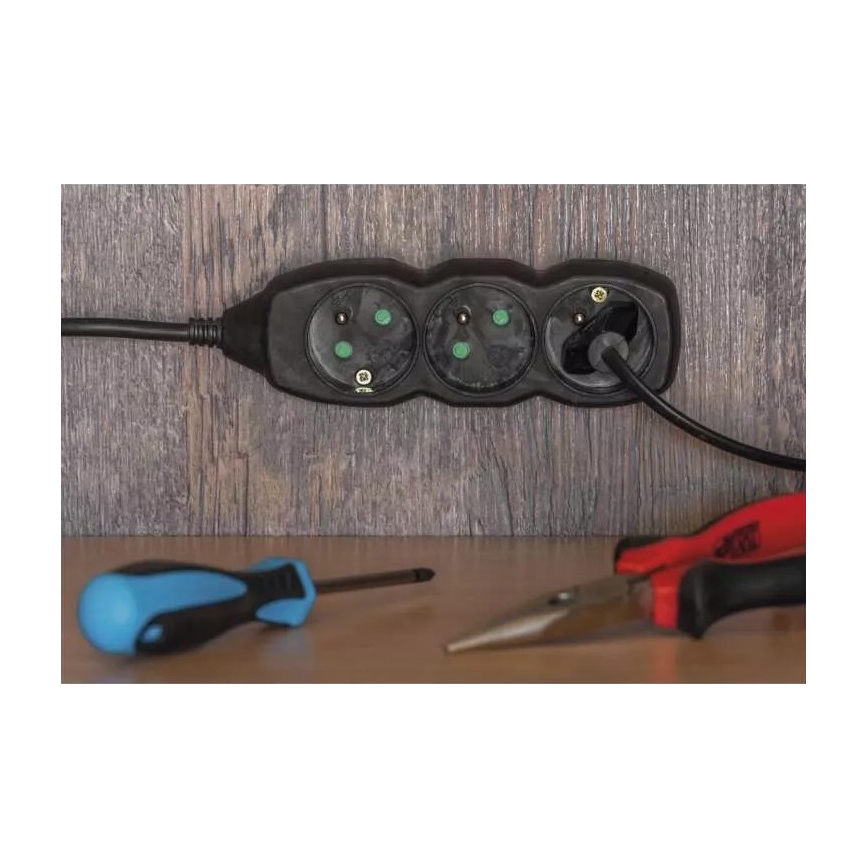 Prodlužovací kabel 3Z 5m černá