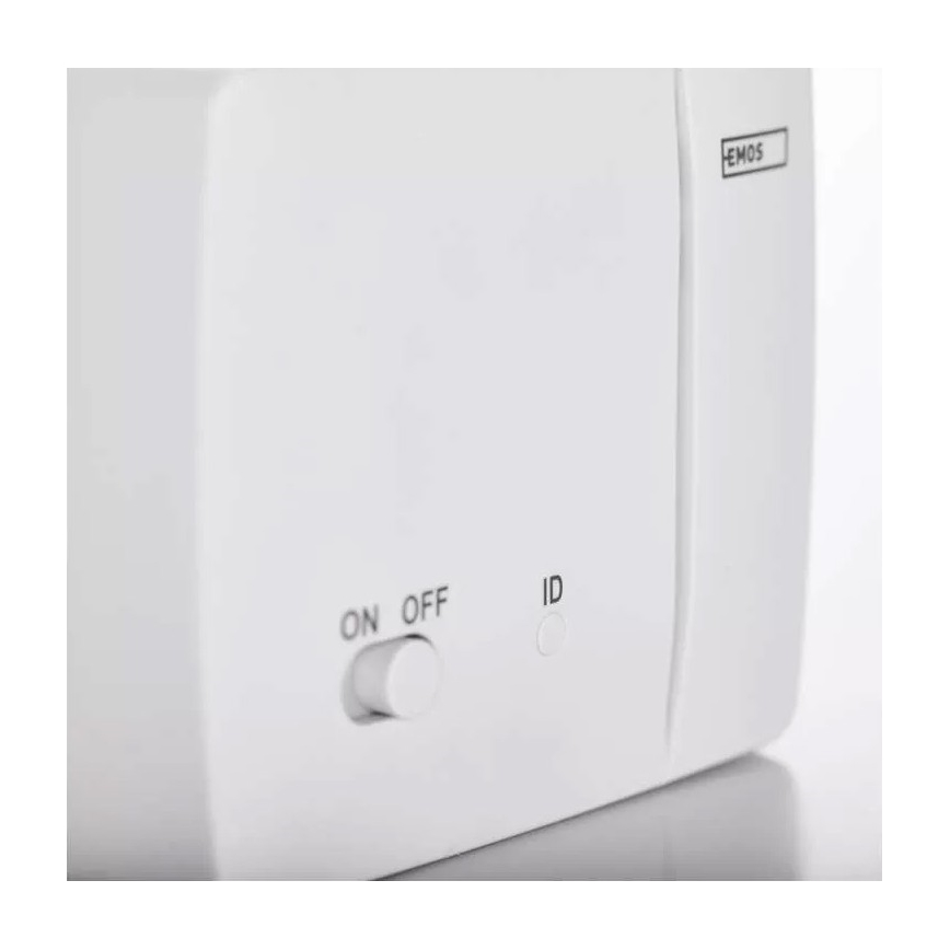 Programovatelný termostat 230V+2xAA