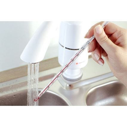 Průtokový ohřívač vody 3000W/230V bílá