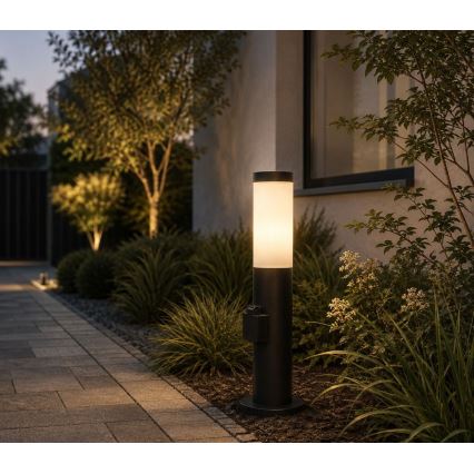 Rabalux - Venkovní lampa se zásuvkou 1xE27/25W/230V IP44