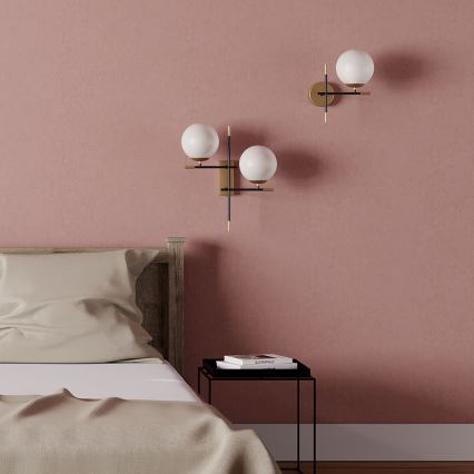 Redo 01-2944 - Nástěnné svítidlo ESSENTIAL 1xE14/28W/230V pravá