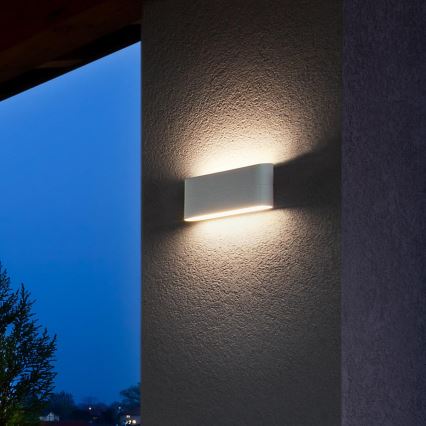 Redo 90451 - LED Venkovní nástěnné svítidlo KLIPPE LED/24W/230V 3000K IP54 bílá