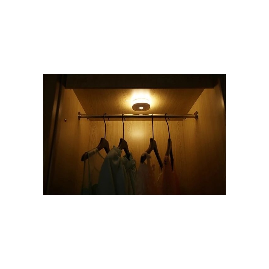 LED Orientační svítidlo se senzorem LED/0,45W/3xAAA 3000K bílá