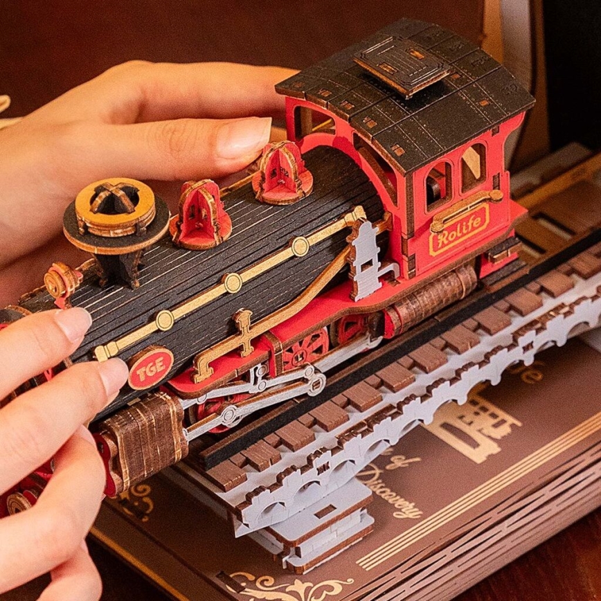 RoboTime - 3D skládačka Zarážka na knihy Historický parní vlak