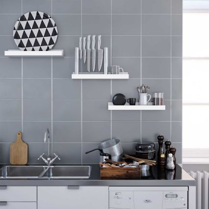 Sada 3x nástěnná police SHELFY bílá