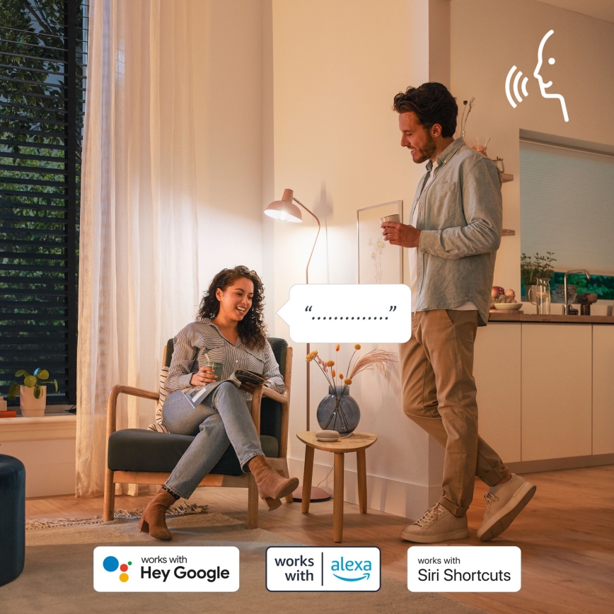 SADA 4x LED RGB Stmívatelná žárovka Philips SMART C37 E14/5W/230V 2200-6500K