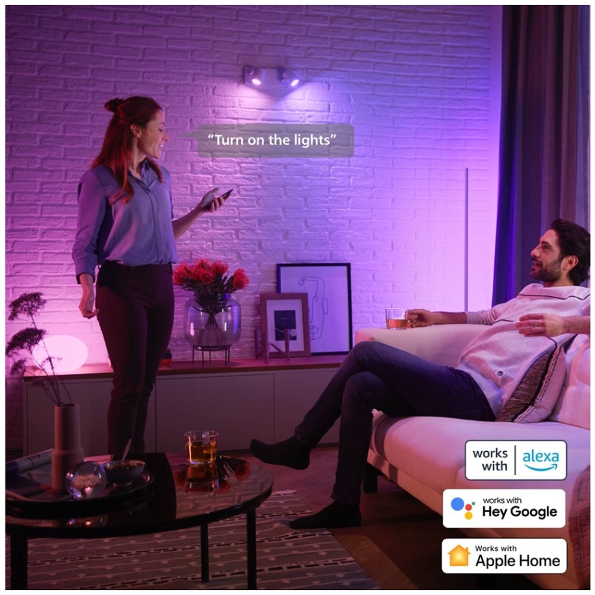SADA 4x LED RGBW Stmívatelná žárovka Philips Hue WHITE AND COLOR AMBIANCE GU5,3/MR16/6,3W/12V 2000-6500K