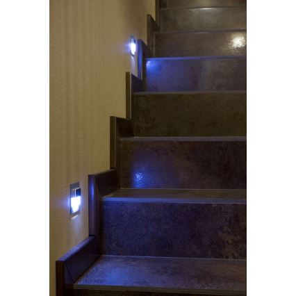LED TANGO 0,8W/10V kov/barva světla modrá nástěnné svítidlo