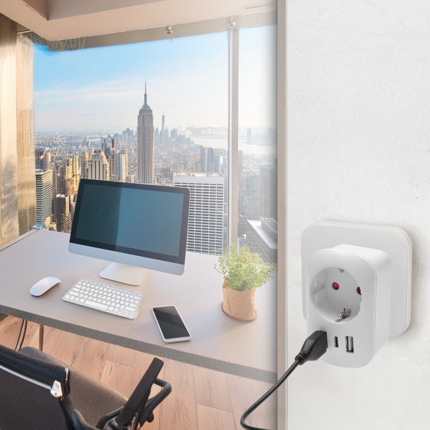 Cestovní adaptér pro USA 230V 2x USB-A + 1x USB-C