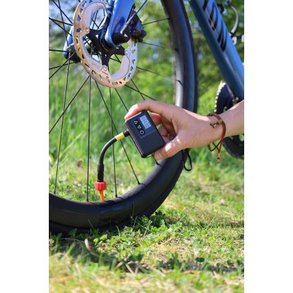 Digitální kapesní kompresor 500 mAh 5V černá