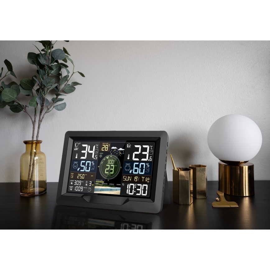 Profofesionální meteostanice s barevným LCD displejem 5V/2xAA + 3xAA + 2xAA Wi-Fi Tuya