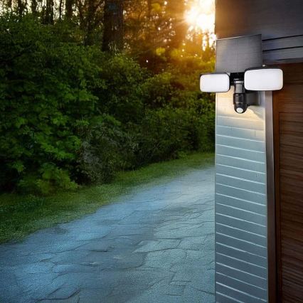 LED Solární reflektor se senzoreme LED/9W/3,7V 3600 mAh IP54