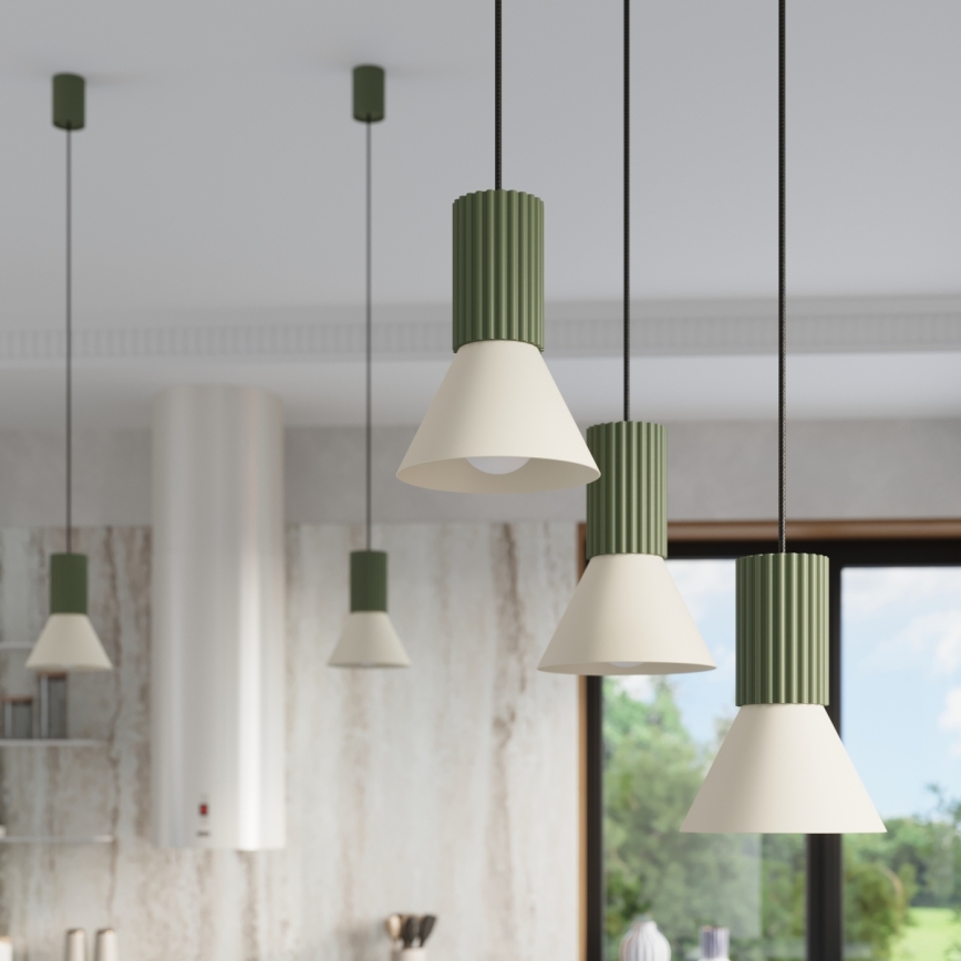 Lustr na lanku ESTRIA 1xE14/10W/230V pr. 14 cm zelená