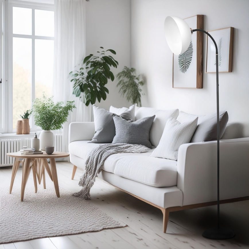 Stojací lampa ZACK 1xE27/15W/230V černá