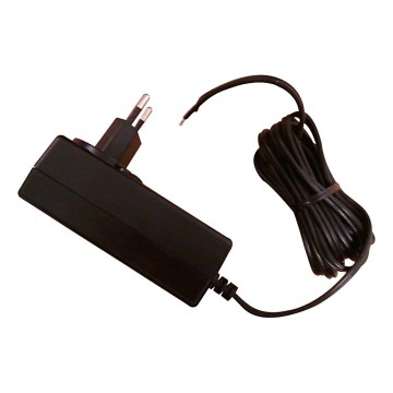 Trafo k LED pásku 5m - zapojení do zásuvky