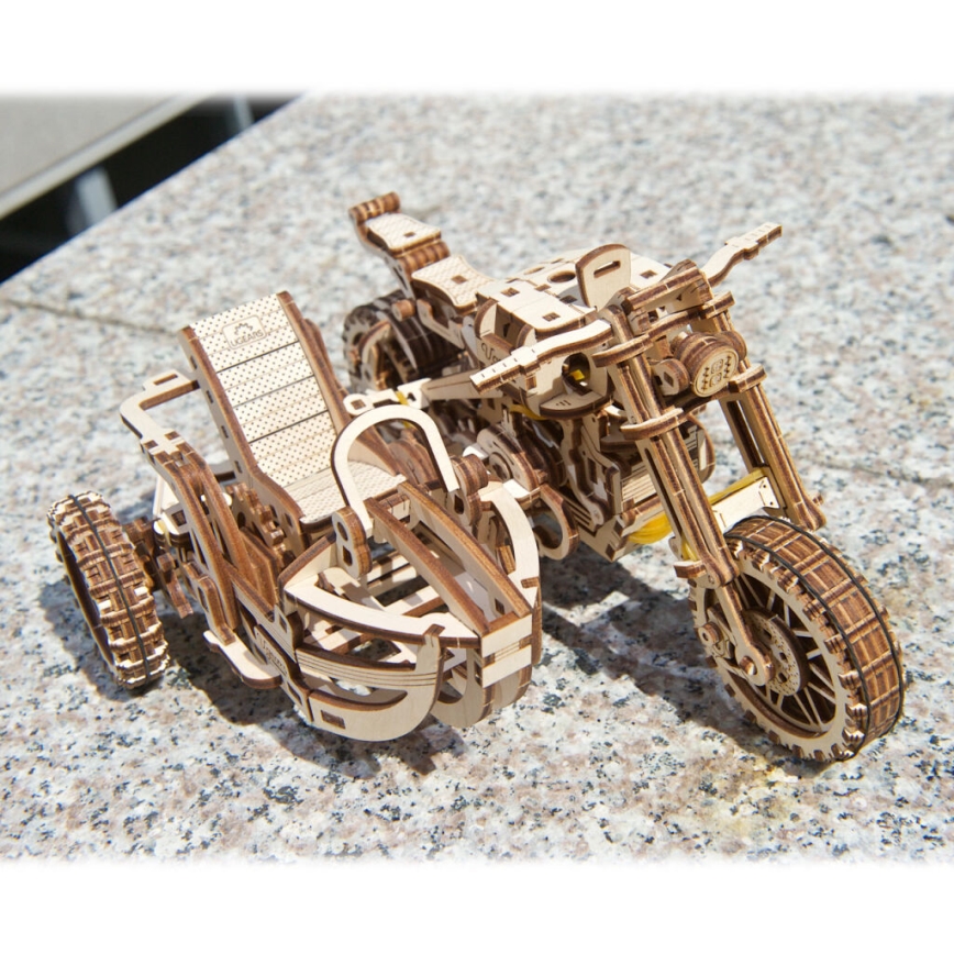 Ugears - 3D dřevěné mechanické puzzle Motorka scrambler s vozíkem