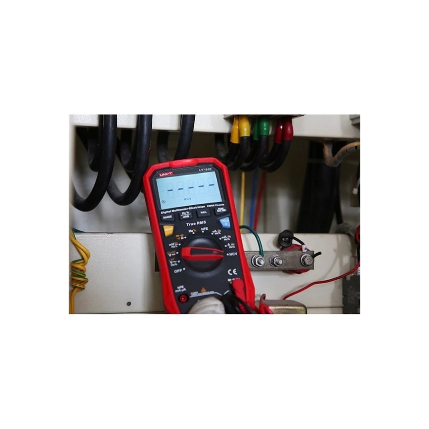 Uni-T UT161E - Multimetr 4xAA