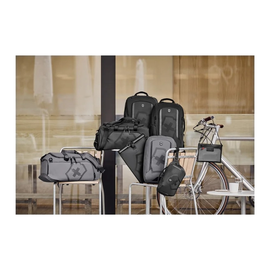 Victorinox - Cestovní taška 2v1 Touring 2.0 38 l černá