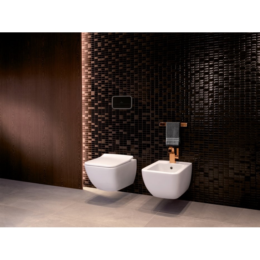 Villeroy & Boch 4611RS01 - Závěsné WC s prkénkem SoftClose VENTICELLO keramika/bílá