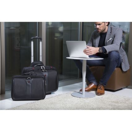 Wenger - Cestovní kufr na kolečkách 25 l 17" + taška na notebook 15,6" Patriot černá