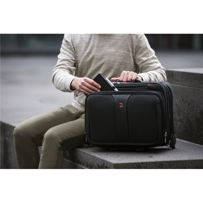 Wenger - Cestovní kufr na kolečkách 25 l 17" + taška na notebook 15,6" Patriot černá