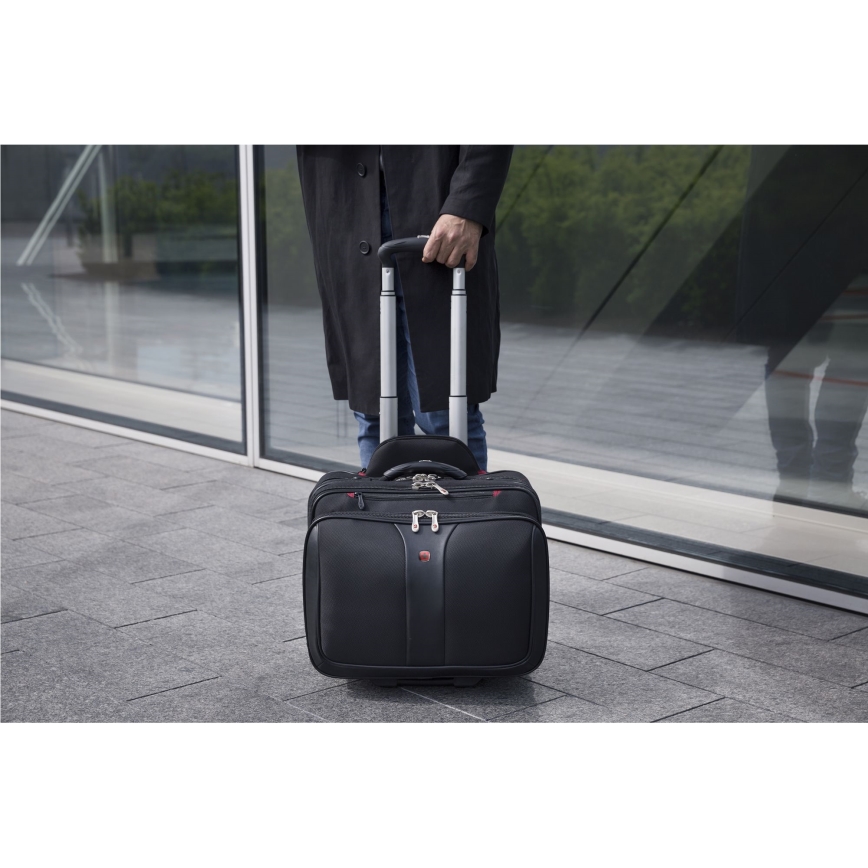 Wenger - Cestovní kufr na kolečkách 25 l 17" + taška na notebook 15,6" Patriot černá