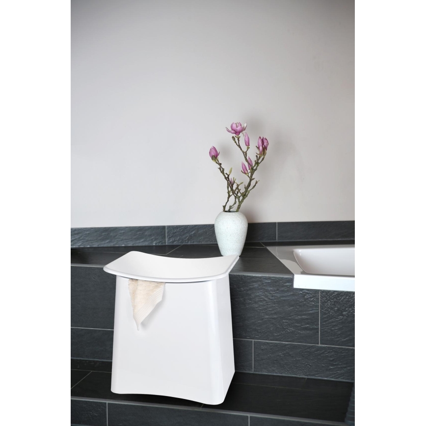 WENKO 22949100 - Stolička WING 45x48 cm bílá/černá