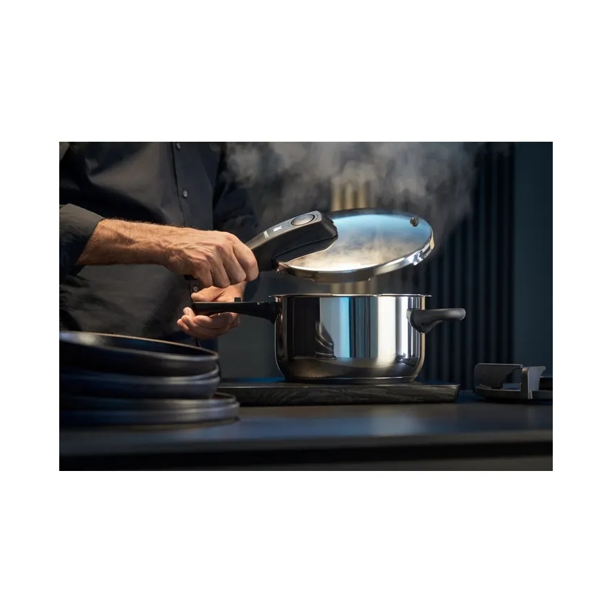 WMF - Sada tlakových hrnců 8,5 l + 4,5 l PERFECT nerez