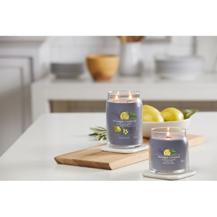 Yankee Candle - Vonná svíčka BLACK TEA & LEMON velká 567g 60-90 hod.