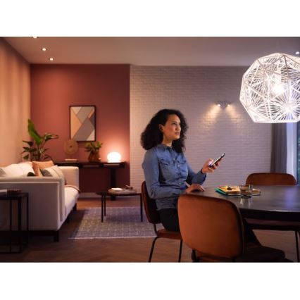Základní sada Philips Hue White Ambiance 3xE27/11W 2200-6500K + Hue bridge a dimmer switch