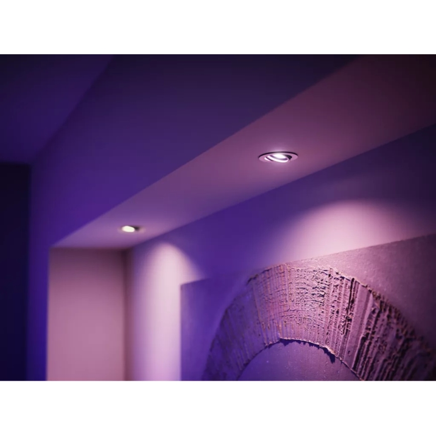 Základní sada Philips Hue WHITE AND COLOR AMBIANCE 3xGU10/4,2W/230V 2200-6500K + Hue bridge