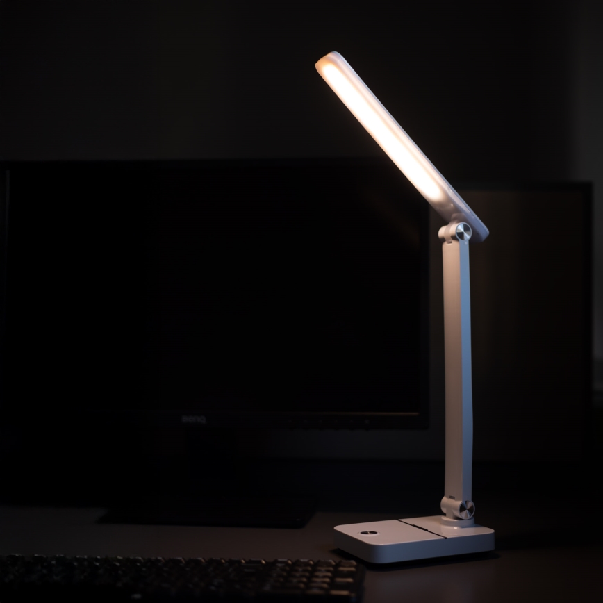 Zuma Line - LED Nabíjecí stolní lampa LED/8W/1200 mAh 3000/4500/6000K CRI 90 bílá
